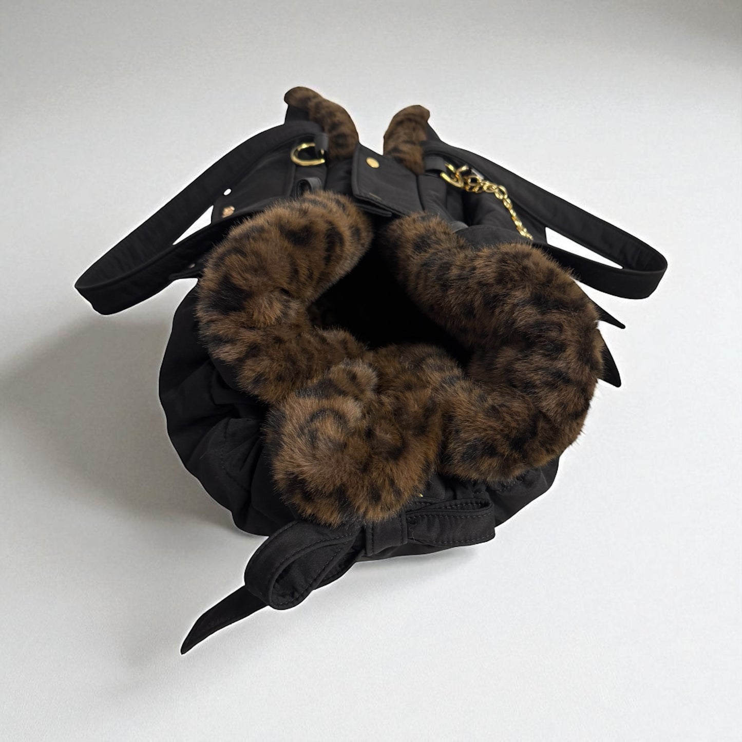 Stella dog carrier bag in quilted beige velvet